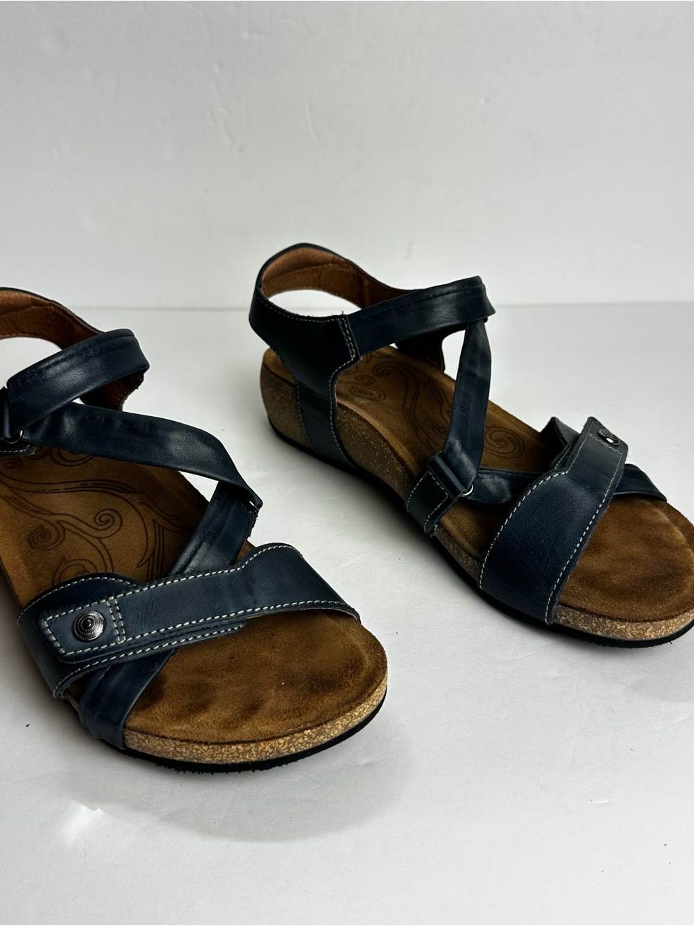 Taos Wedge Sandals Women's Size 7.5 EU 38 Shoes Leather Blue Strappy Adjustable